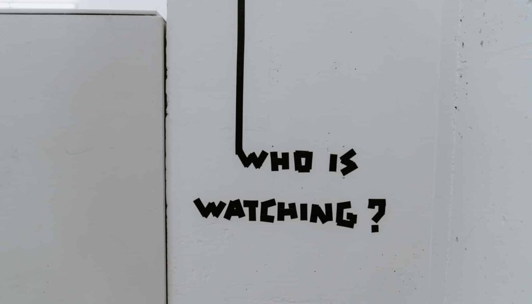 Wat is achtervolgingswaan?