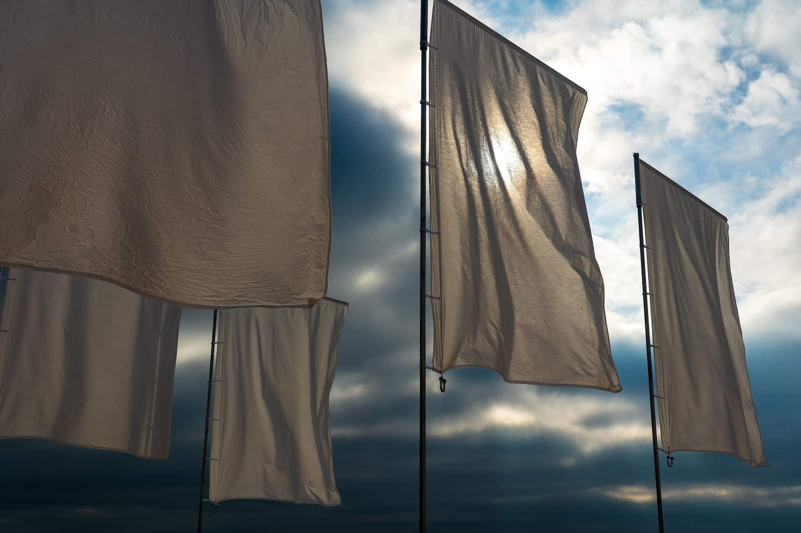 beige flags