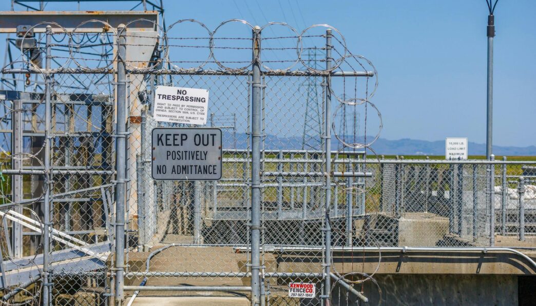 Warning Signs to Recognize in Relationships