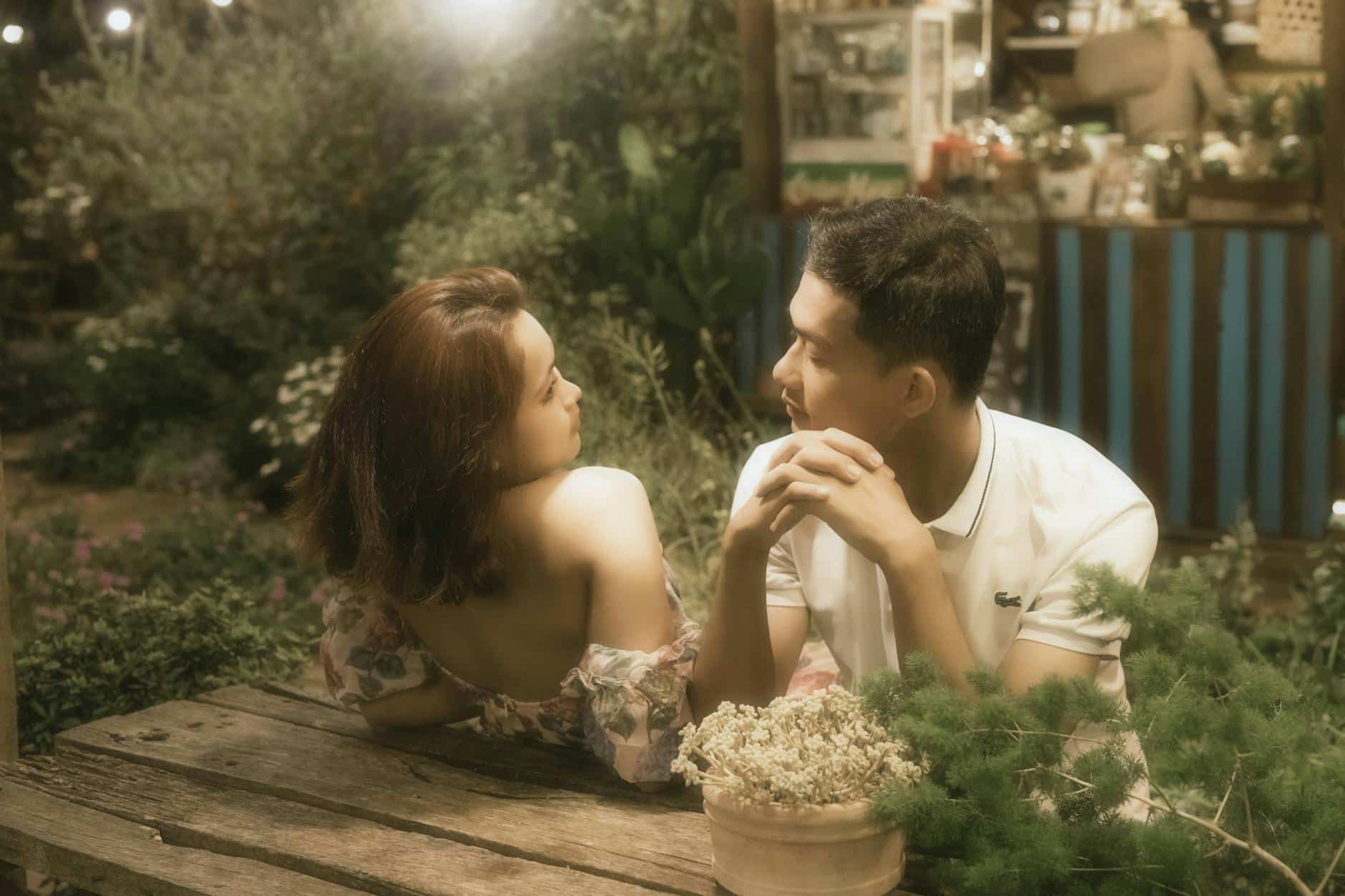 Engaging Questions to Spice Up Your Date Night Conversations