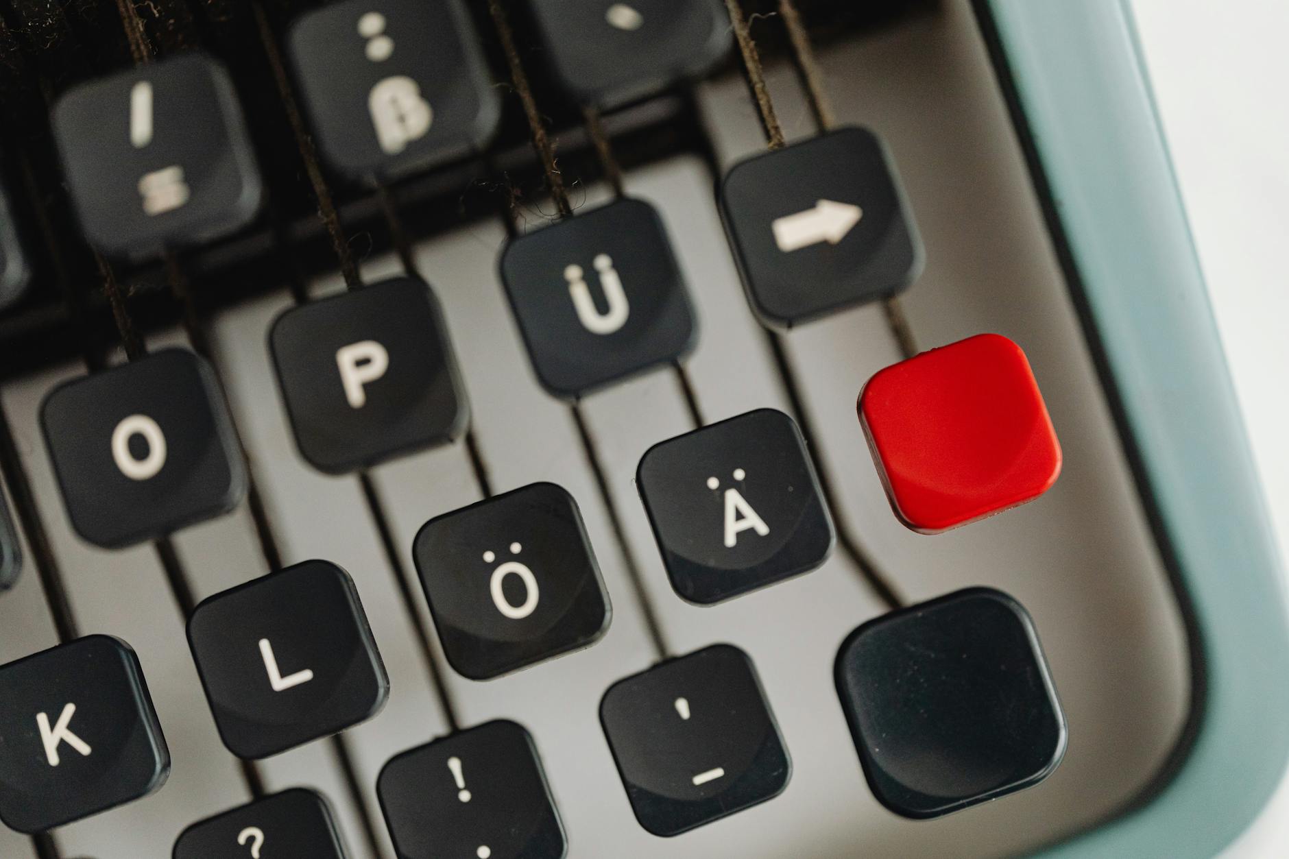 Begrijpen van het Milgram-experiment: Geschiedenis en Belangrijke Controverses