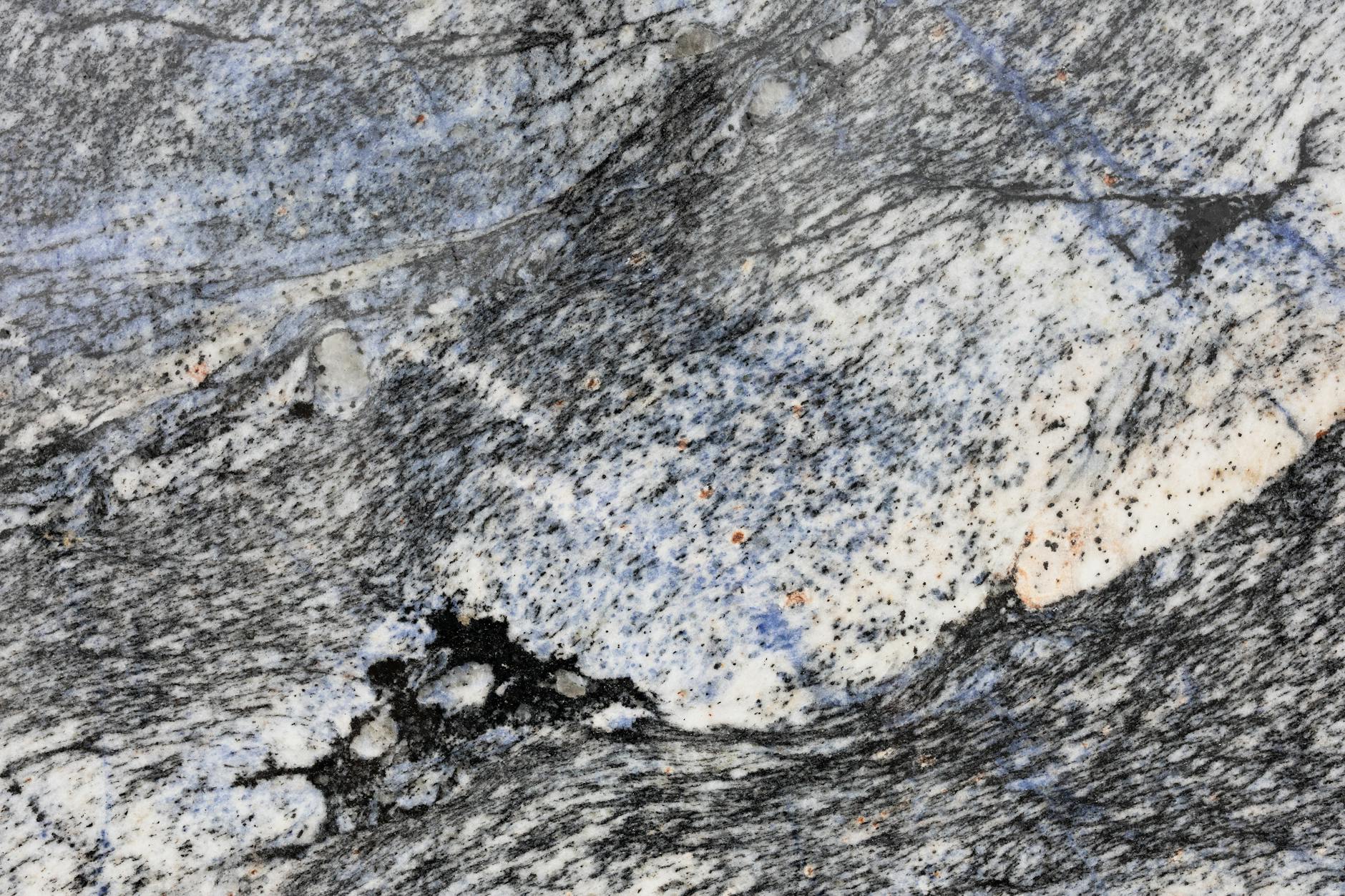 Tonalite: An Overview of This Coarse-Grained Igneous Rock