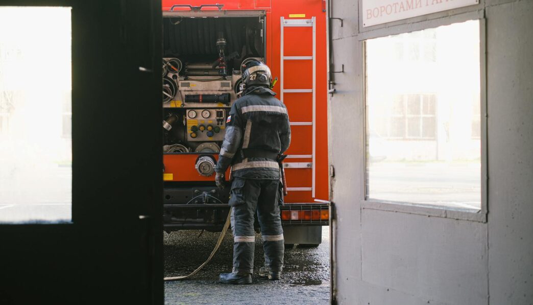 Prozac Overdose: Symptoms, Complications, and Emergency Response