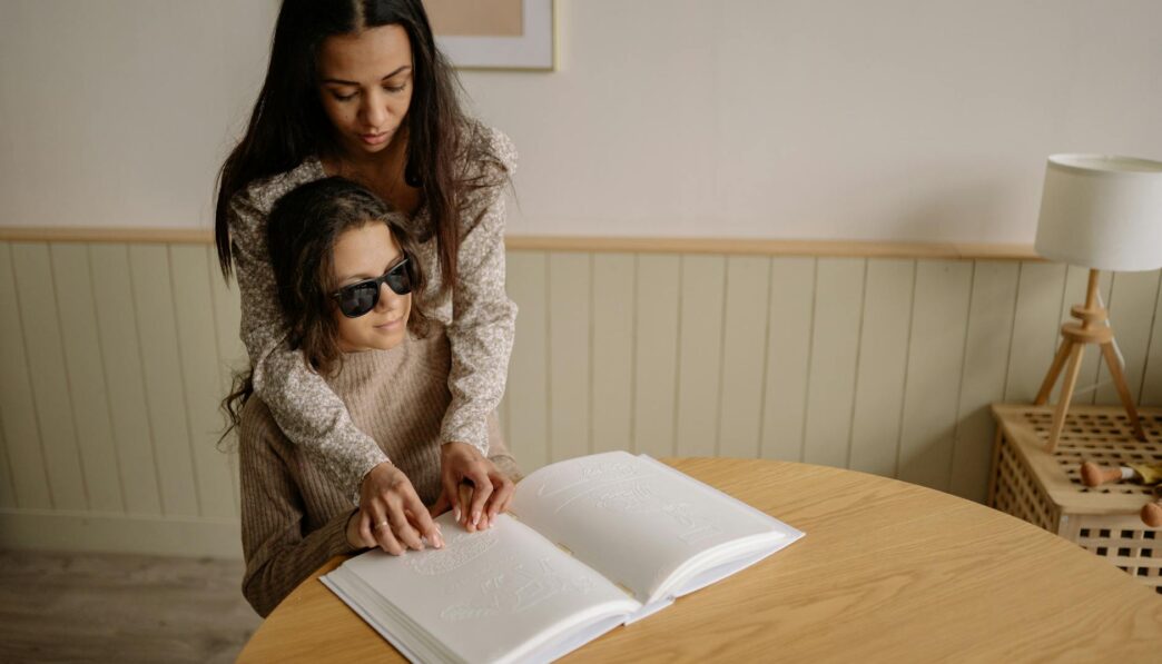 Identifying Dysfunctional Family Behaviors: A Guide for Understanding