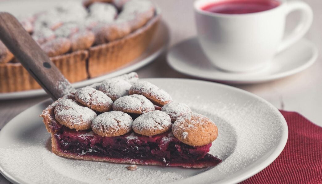 Tart Cherry Juice for Better Sleep: My Weeklong Experiment and Insights