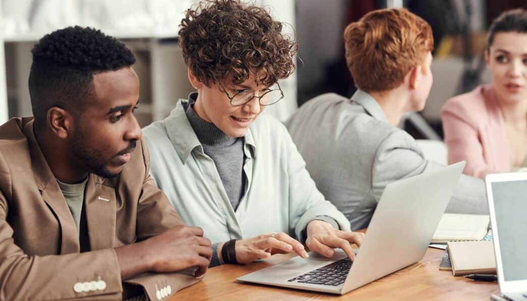 Tips for Navigating Awkward Conversations Effectively