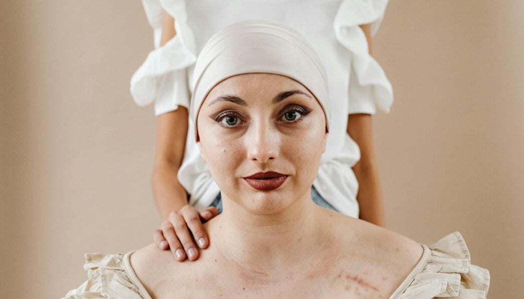 Effective Ways to Support a Loved One During Cancer Treatment