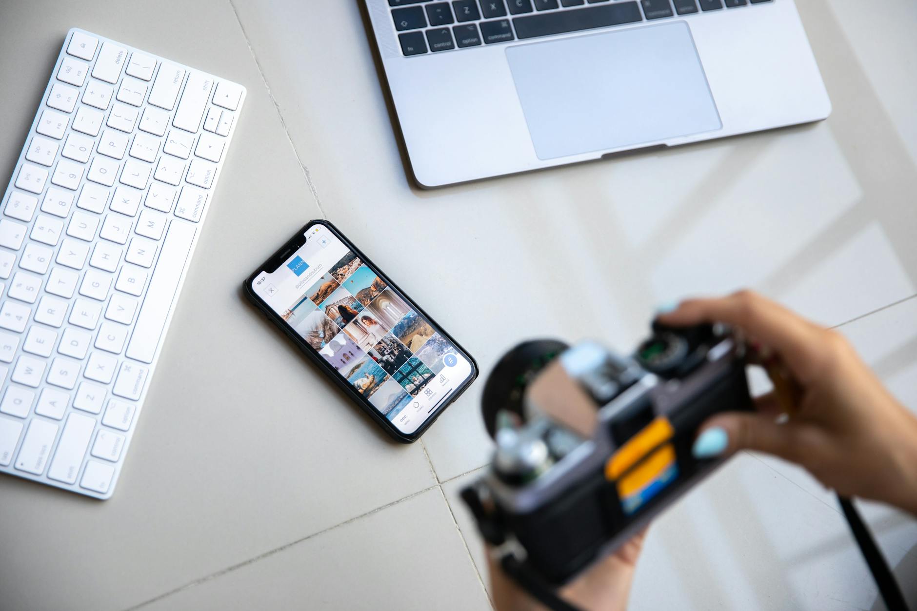 Digital Detox Impact on Sleep and Anxiety: My Week Without Social Media