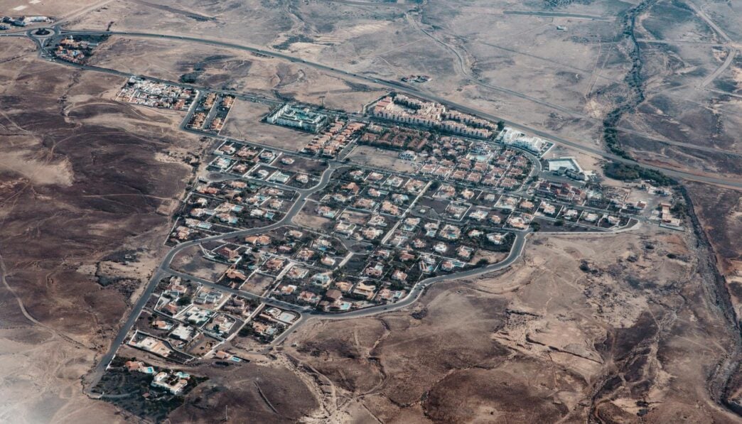 Overview of the Italian Language and Its Regional Variants