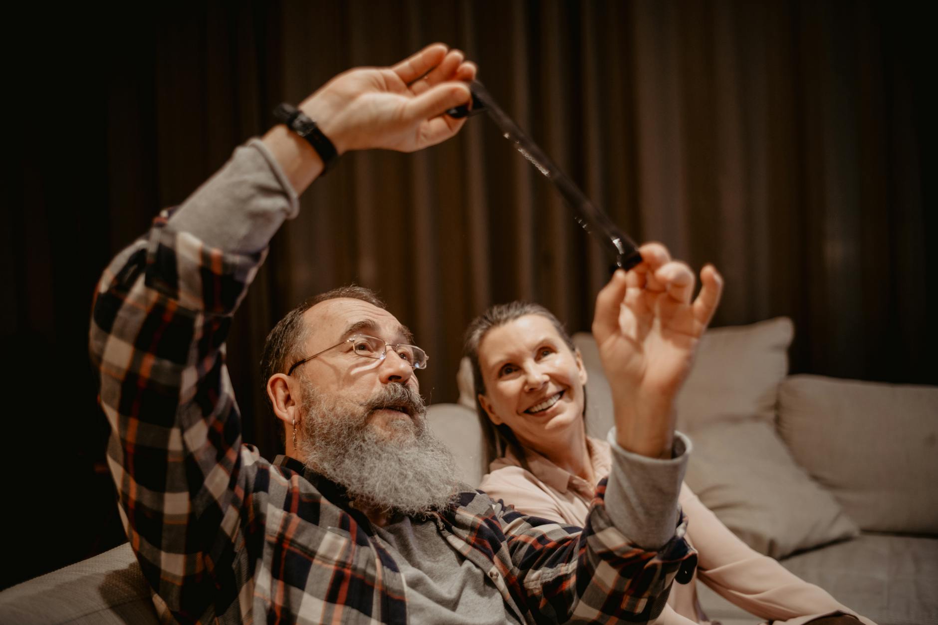 60 Questions to Deepen Your Connection with Your Parents