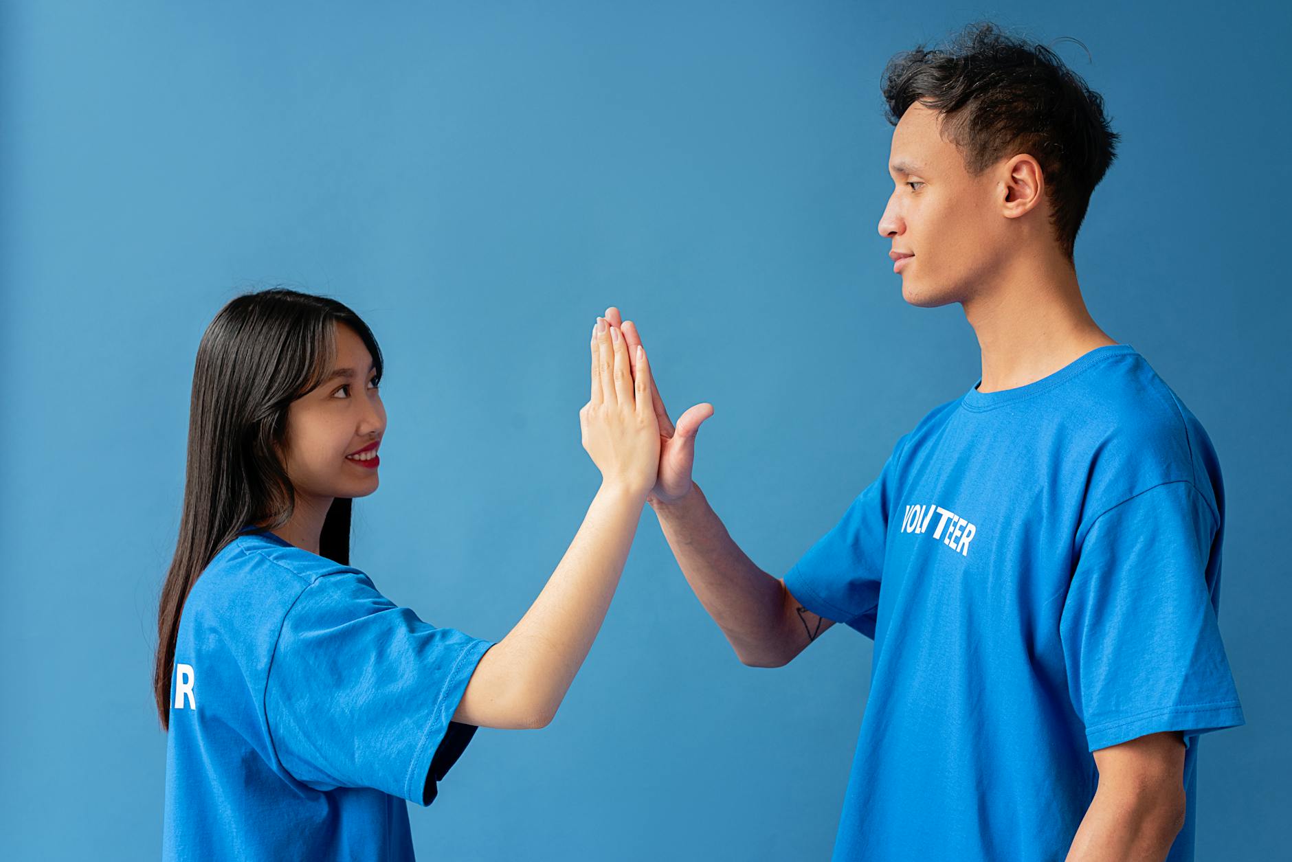 Understanding the Liking Gap and Its Impact on Social Perception