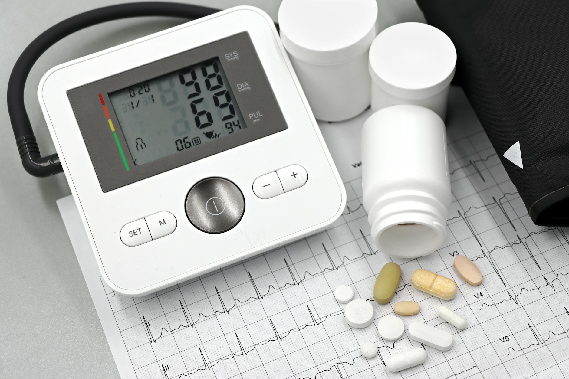 Understanding Congestive Heart Failure: Causes, Symptoms, and Treatments
