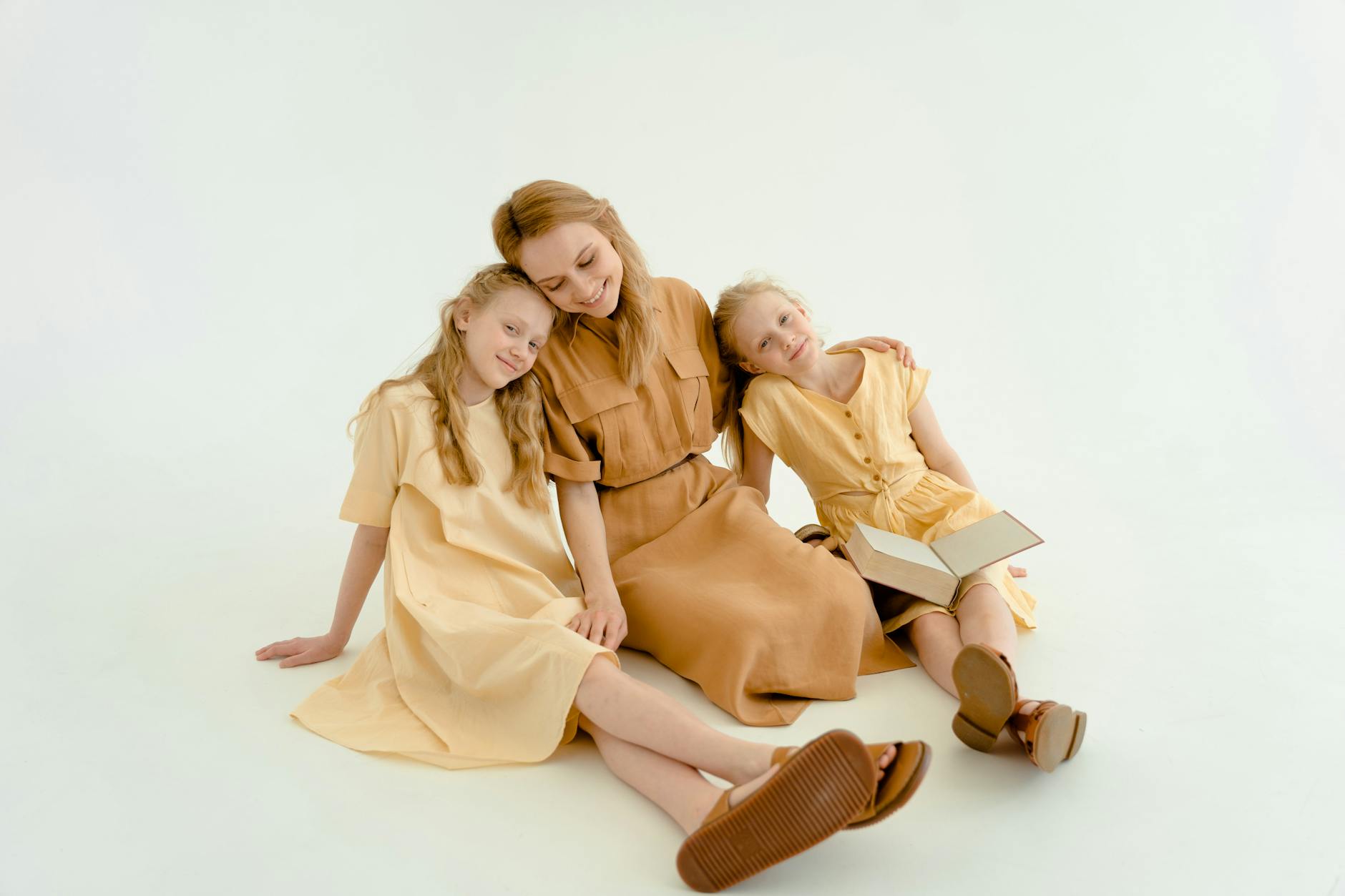 Signs of Parentification in Daughters and Ways to Heal Relationships