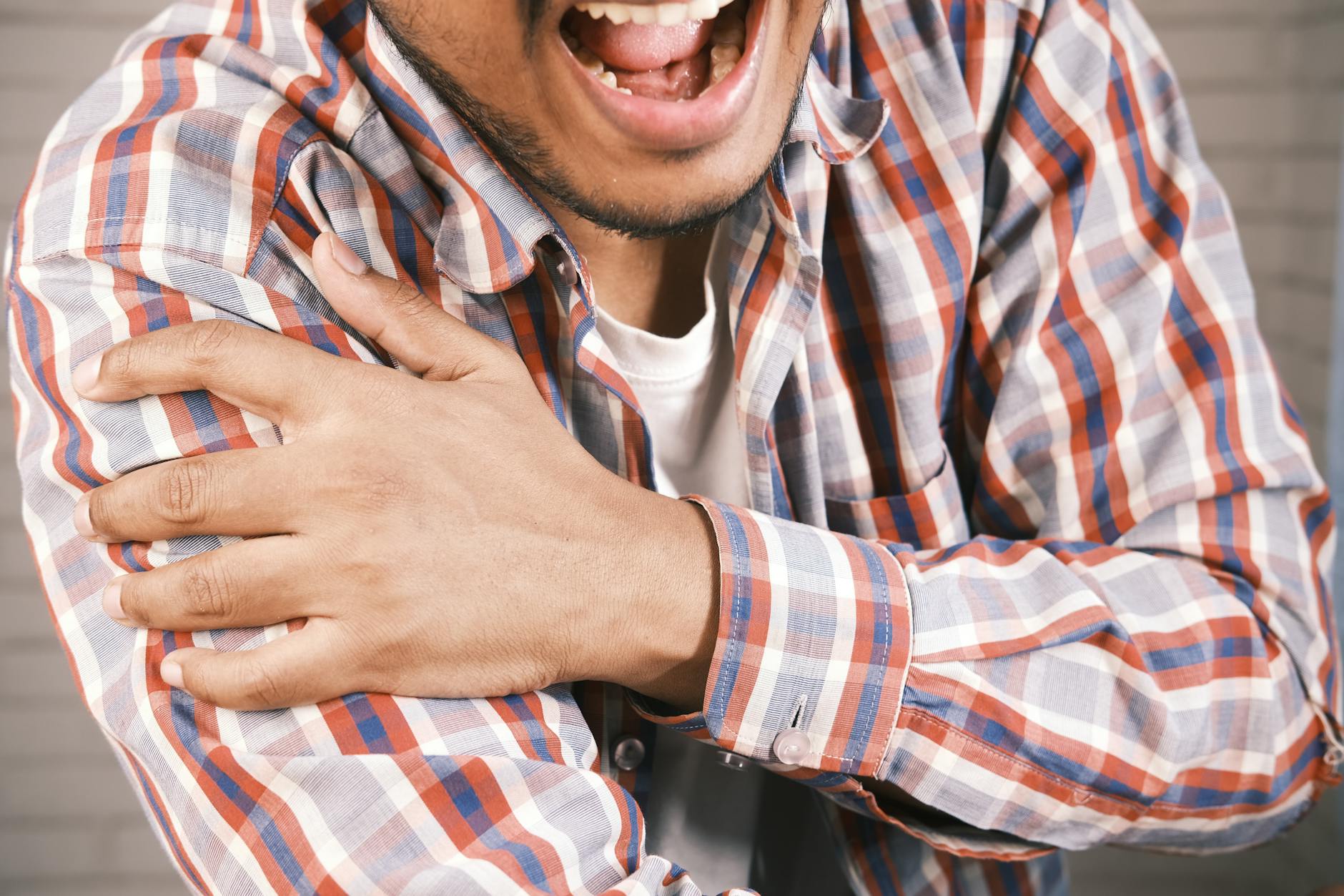 Rheumatoid Arthritis Overview: Symptoms, Causes, and Treatments
